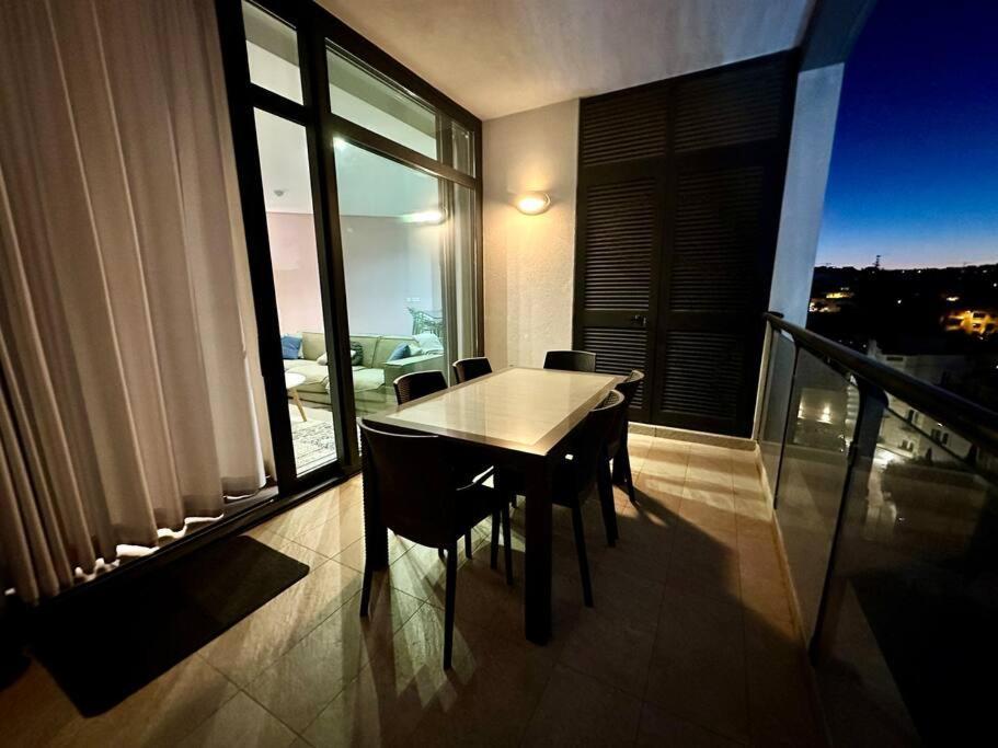 Stunning 2Br Apt In St Julians Saint Julian's Luaran gambar