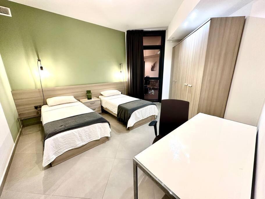 Stunning 2Br Apt In St Julians Saint Julian's Luaran gambar